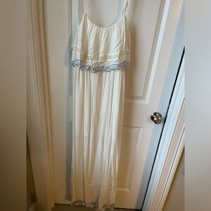 Francesca’s White Maxi Dress- NWT